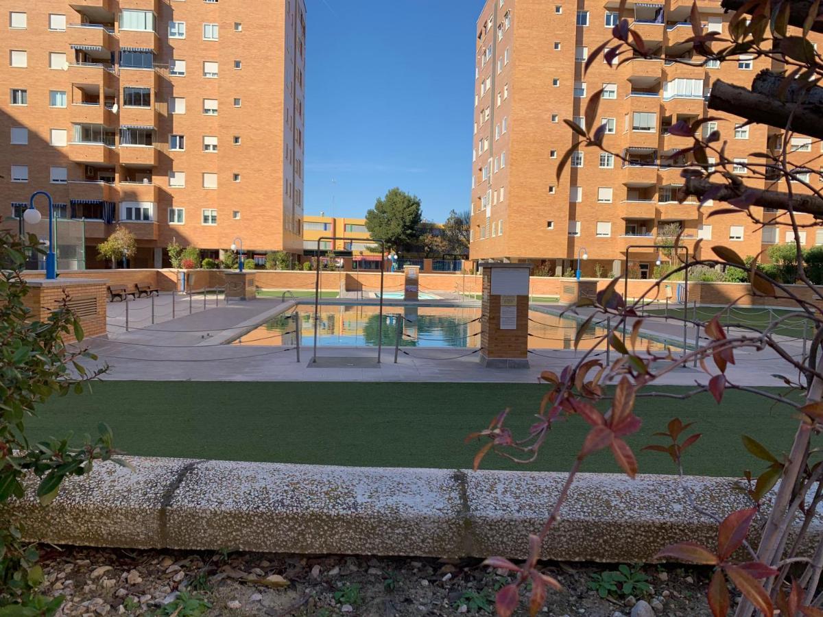 Apto Alma Parking Y Piscina Gratis Zaragoza Eksteriør billede